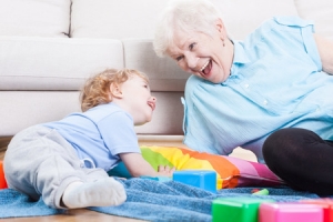 10 съвета към бабите – какво искат да им кажат майките, но не смеят