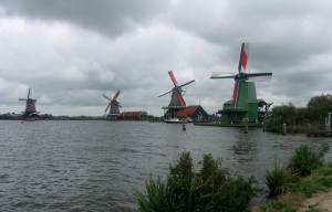 Холандия: ниската земя с висок дух