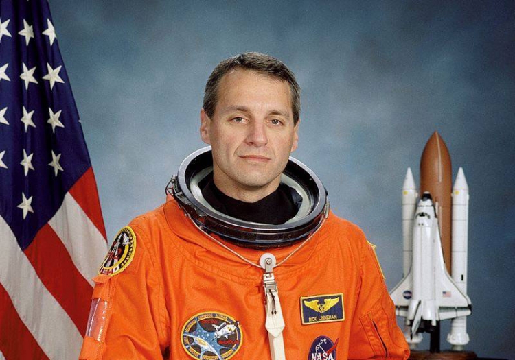 3… 2… 1… Астронавт от NASA каца в Музейко на 13 май