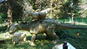 Динозаври завладяват София